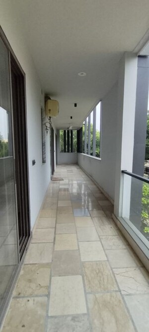 Balcony in 4 BHK Builder Floor at Sector 41 – for Rent