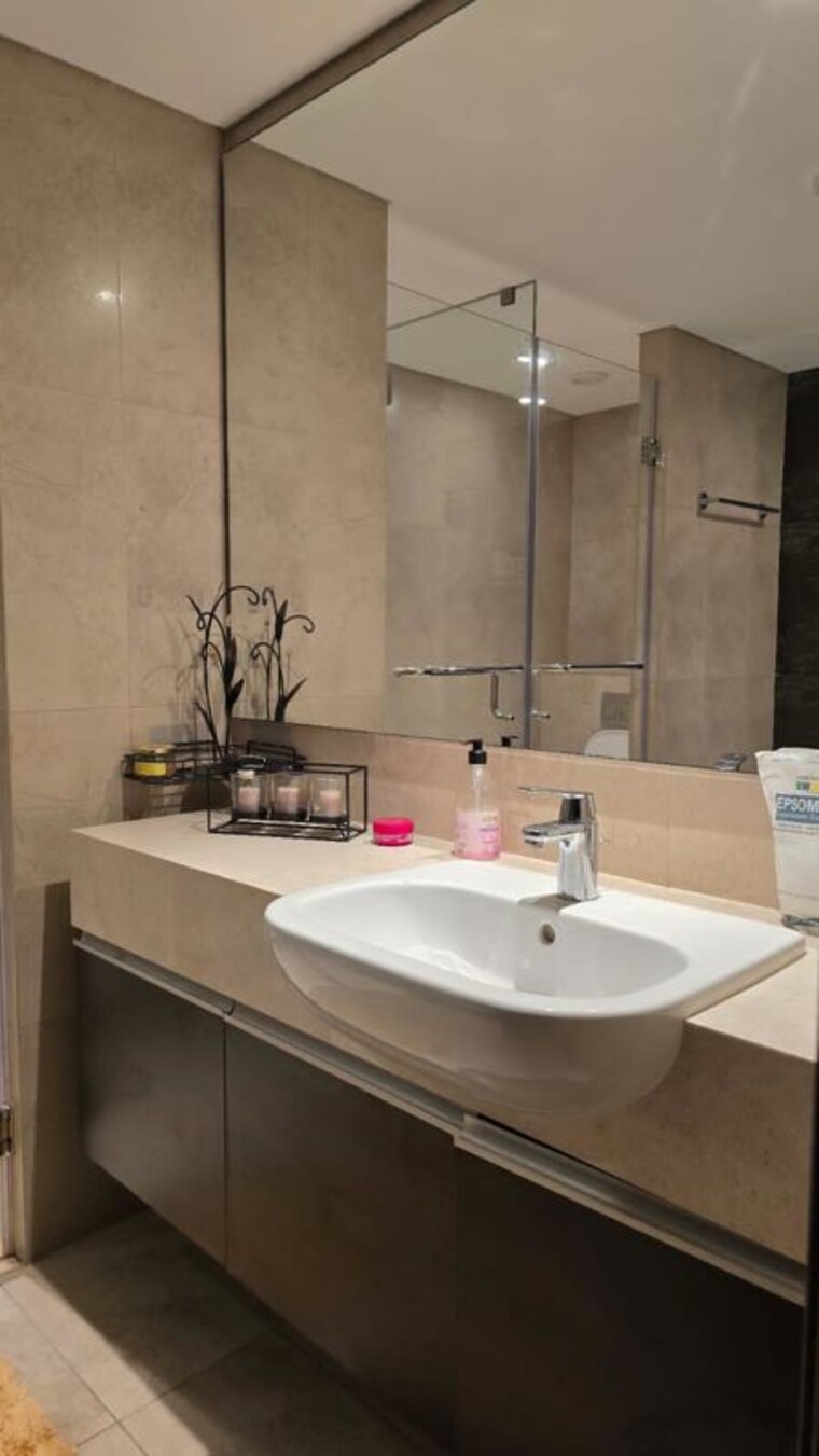 Bathroom, panchshil-towers 3.5 Bedroom 1707 Sq.Ft. Apartment In Kharadi Pune 10344878