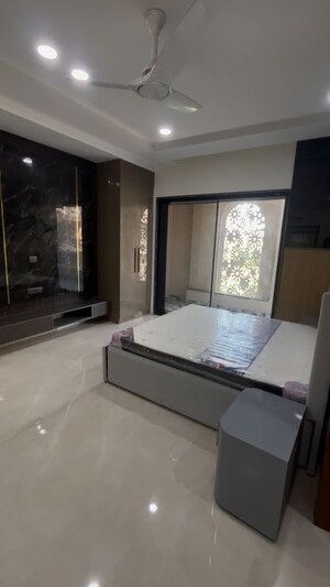 Bedroom in 3 BHK Builder Floor at Sector 85 – for Rent