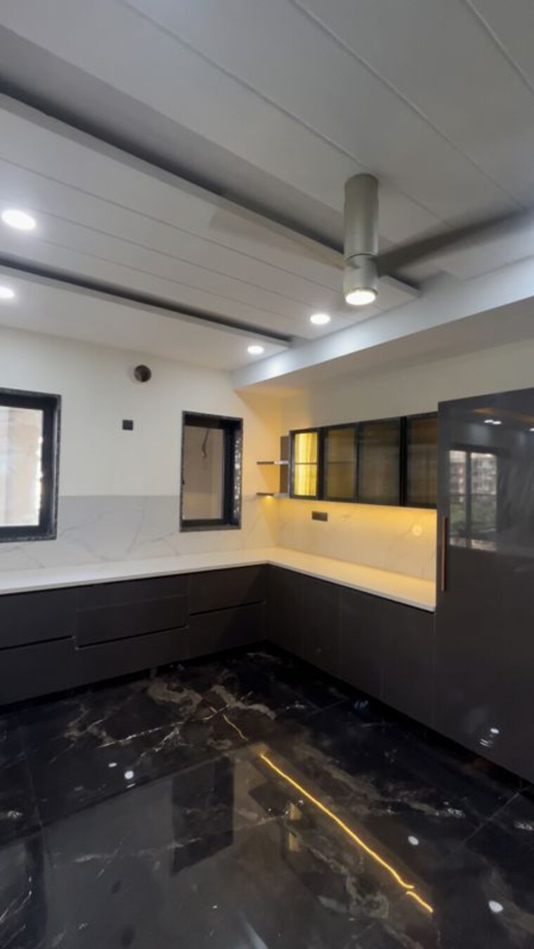Kitchen, sector 85 3 Bedroom 250 Sq.Yd. Builder Floor In Sector 85 Faridabad 10344910