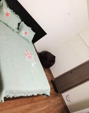 Bedroom in 3 BHK Apartment at Emaar Palm Premier, Sector 77 – for Rent