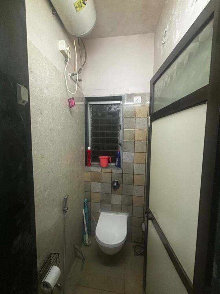 Bathroom, oswal-park 1 Bedroom 550 Sq.Ft. Apartment In Oswal Park Thane 10344905