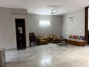 Parking in 6+ BHK Independent House at Sector 118 – for Sale