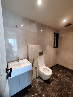 Bathroom in 2 BHK Apartment at Lokhandwala Breeze Apartments, Andheri West – for Rent