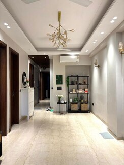 3 BHK + Pooja Room,Servant Room,Study Room,Extra Room Builder Floor For Rent in Safdarjung Enclave