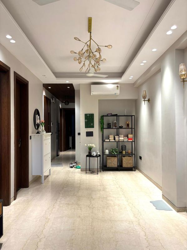 3 BHK + Pooja Room,Servant Room,Study Room,Extra Room Builder Floor For Rent in Safdarjung Enclave
