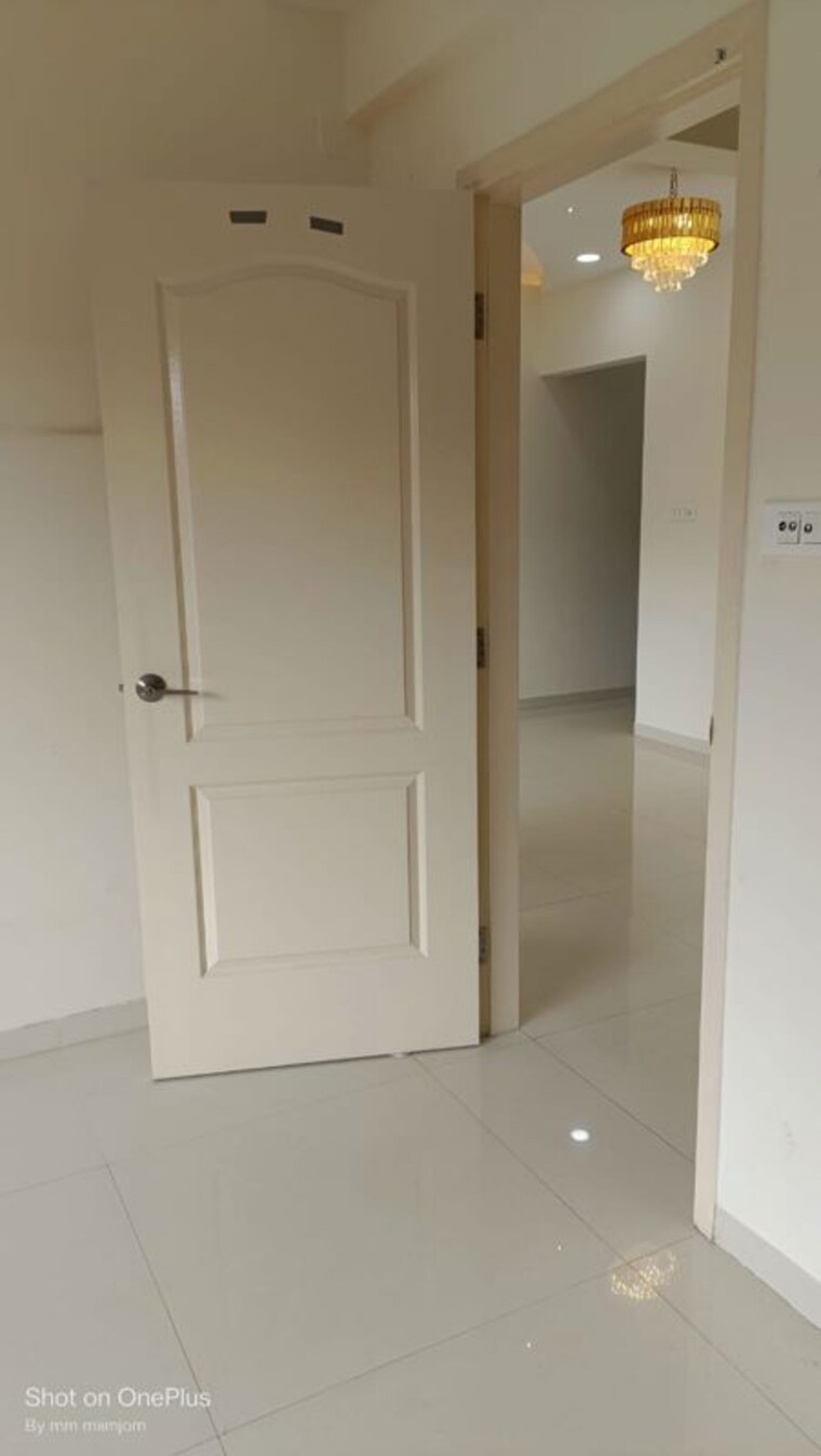 Bathroom, kumar-palmsprings 2 Bedroom 990 Sq.Ft. Apartment In Undri Pune 10344962