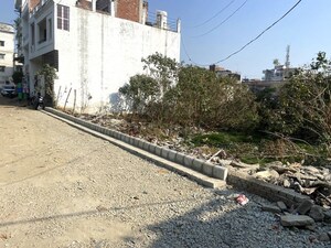  Land For Sale in Pandeypur