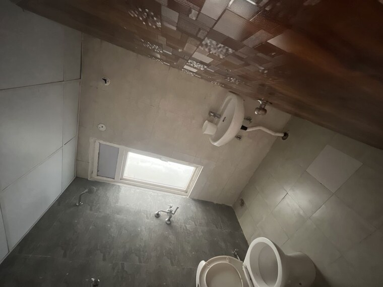 Bathroom, amrapali-ivory-heights 2 Bedroom 805 Sq.Ft. Apartment In Amrapali Dream Valley Greater Noida 10344996