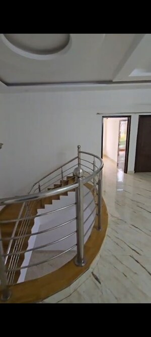 Balcony in 6 BHK Independent House at Sector 110 – for Rent