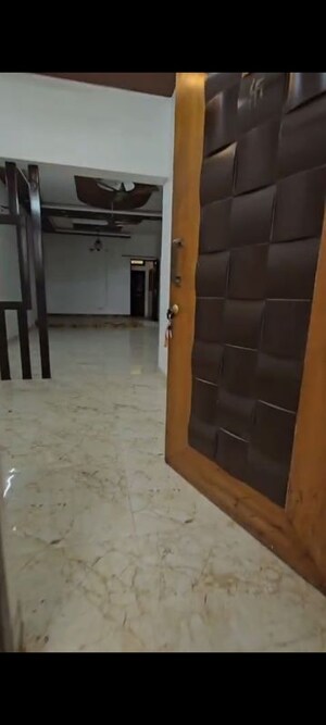 Bathroom in 6 BHK Independent House at Sector 110 – for Rent