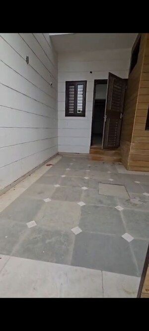Balcony in 6 BHK Independent House at Sector 110 – for Rent
