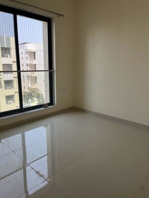Room in 3 BHK Apartment at Supreme Belmac Residences D, Wadgaon Sheri – for Rent
