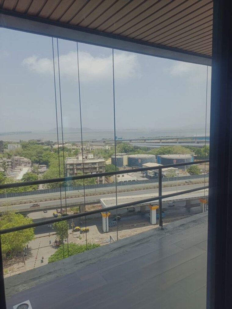 Balcony, l-and-t-the-gateway 4 Bedroom 2251 Sq.Ft. Apartment In Sewri Mumbai 10345011