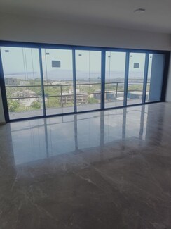 4 BHK + Servant Room Apartment For Sale in L And T The Gateway