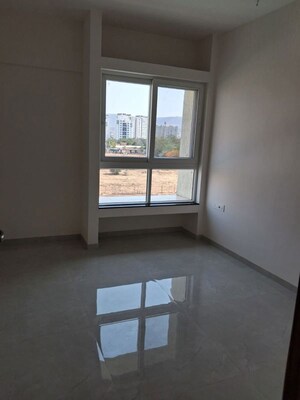 Room in 2 BHK Apartment at Nyati Exuberance 1, Undri – for Rent