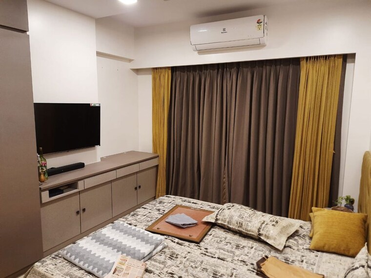 Bedroom, kurla 2 Bedroom 600 Sq.Ft. Apartment In Kurla Mumbai 10345045