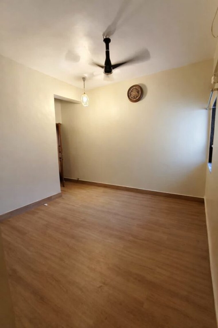 Room, sarsole 3 Bedroom 1000 Sq.Ft. Apartment In Sarsole Navi Mumbai 10345059