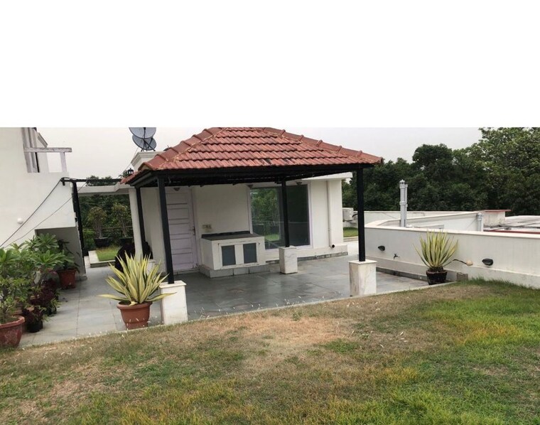 Exterior View, sunder nagar 3 Bedroom 800 Sq.Yd. Builder Floor In Sunder Nagar Delhi 10345100