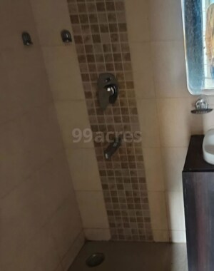 Bathroom in 3 BHK Builder Floor at Central Park Flower Valley, Sohna Sector 33 – for Sale