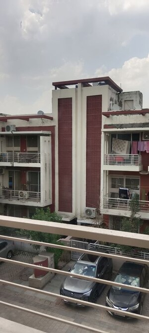 3.5 BHK Builder Floor – Exterior View View at Orchid Island, Sector 51 - for Rent