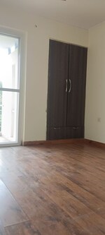 3.5 BHK + Pooja Room,Servant Room 1950 Sq.Ft. Builder Floor in Orchid Island