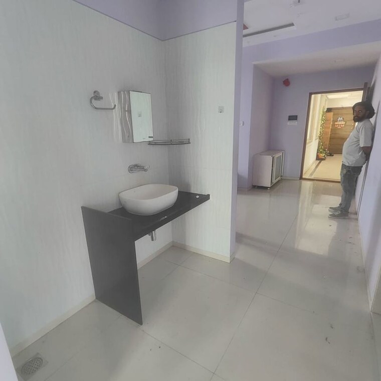 Bathroom, vraj-tiara 2 Bedroom 850 Sq.Ft. Apartment In Worli Mumbai 10345110