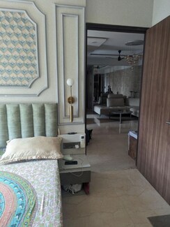2 BHK + Servant Room Apartment For Rent in Metropolis Aquaris Phase 2