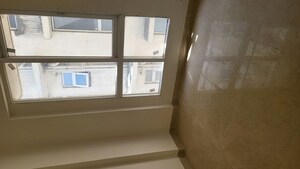 Room in 2 BHK Apartment at Signature The Millennia 3, Sector 37d – for Rent