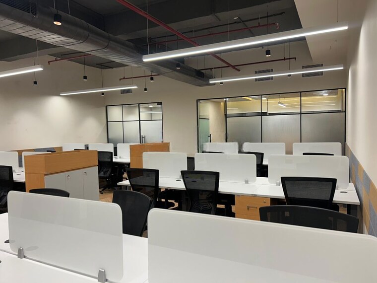 Team Area, wakadewadi Commercial Office Space 5900 Sq.Ft. In Wakadewadi Pune 10345154