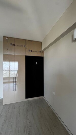 Room in 2 BHK Apartment at M3M Skywalk, Sector 74 – for Rent