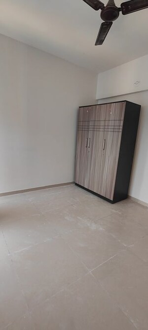 Room in 2 BHK Apartment at Shapoorji Pallonji Joyville Hinjewadi, Hinjewadi – for Rent