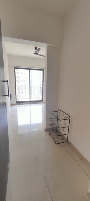 Room in 2 BHK Apartment at Shapoorji Pallonji Joyville Hinjewadi, Hinjewadi – for Rent