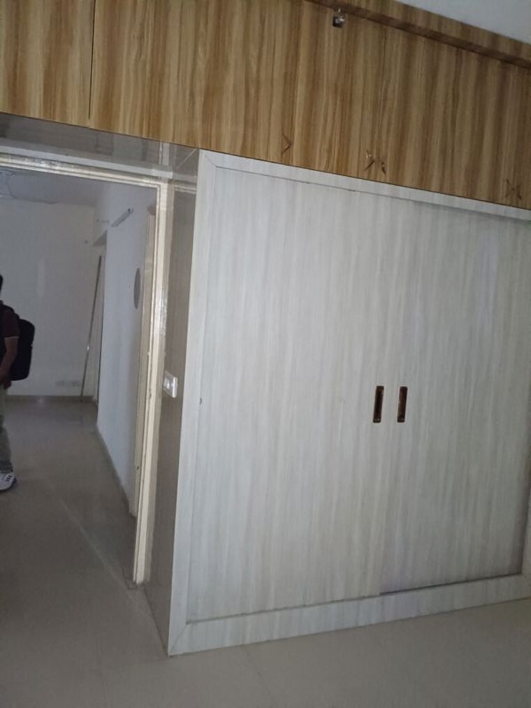 Bathroom, gaur-city-2-14th-avenue 2 Bedroom 955 Sq.Ft. Apartment In Sector 16c Greater Noida Greater Noida 10345159