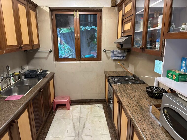 Kitchen, sunder nagar 2 Bedroom 300 Sq.Yd. Builder Floor In Sunder Nagar Delhi 10345173