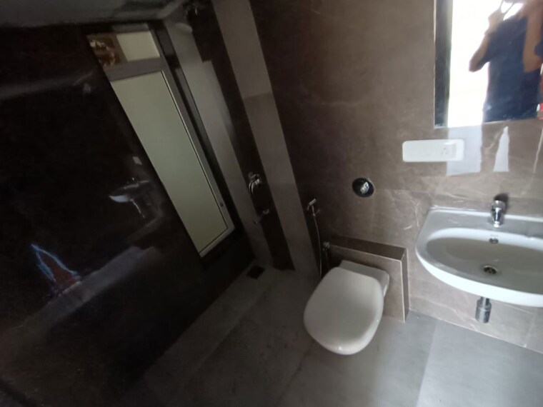 Bathroom, paradigm-ananda-residency 2 Bedroom 716 Sq.Ft. Apartment In Borivali West Mumbai 10345165
