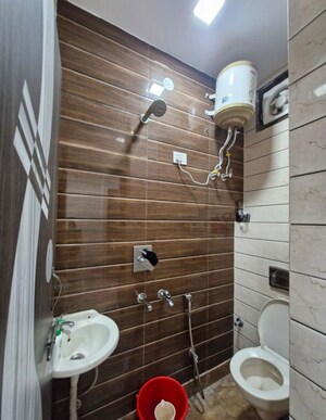 Bathroom in 2 BHK Builder Floor at Rohini Sector 7 – for Rent