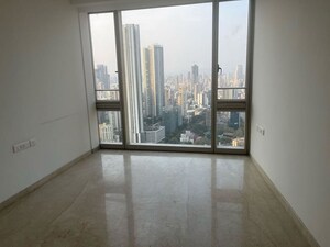 Room in 3 BHK Apartment at Lodha Kiara, Worli – for Rent