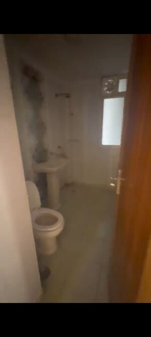 Bathroom in 3 BHK Apartment at Sector 6 Dwarka – for Rent
