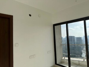 Room in 3 BHK Apartment at Sunteck City Avenue 1, Goregaon West – for Rent