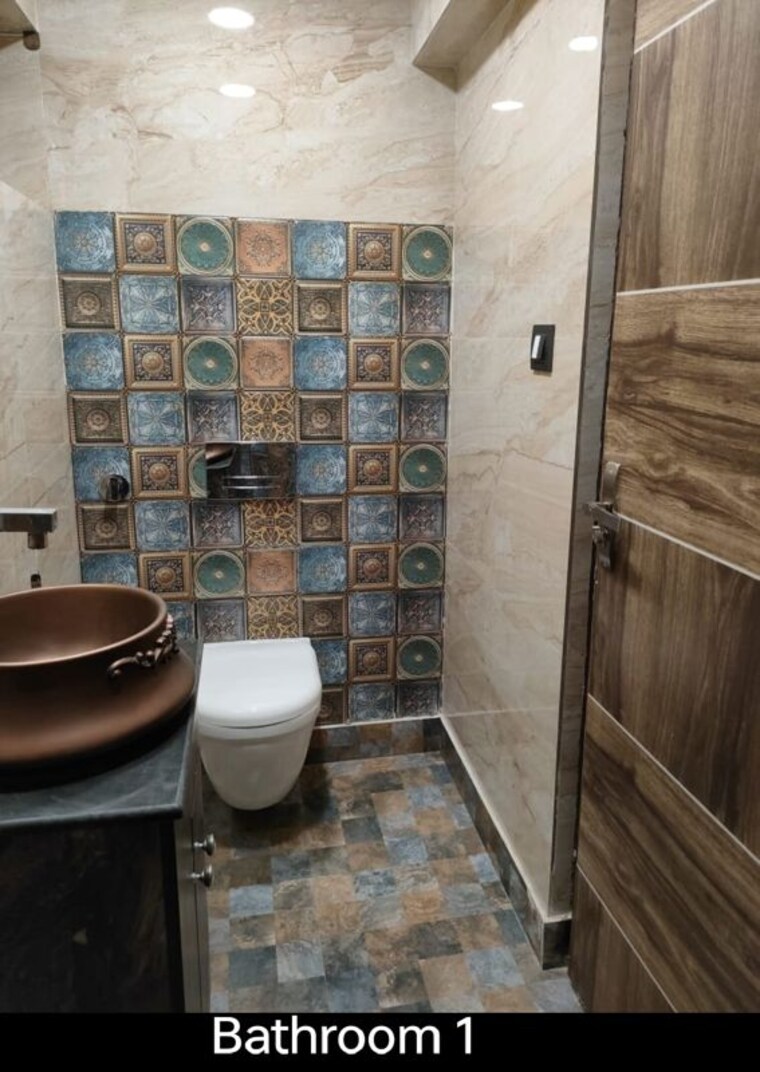 Bathroom, shalimar bagh 2 Bedroom 800 Sq.Ft. Builder Floor In Shalimar Bagh Delhi 10345220