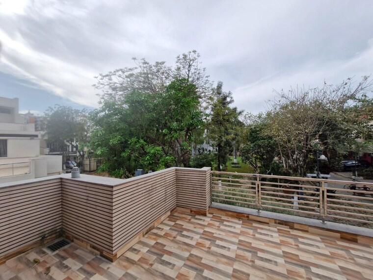 Balcony, uptown-homes-mod-floors 3 Bedroom 250 Sq.Ft. Apartment In Sector 85 Faridabad 10345244