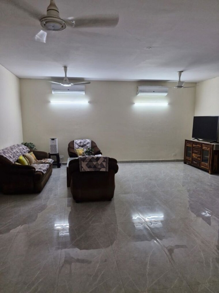 Living Room, uptown-homes-mod-floors 3 Bedroom 250 Sq.Ft. Apartment In Sector 85 Faridabad 10345244