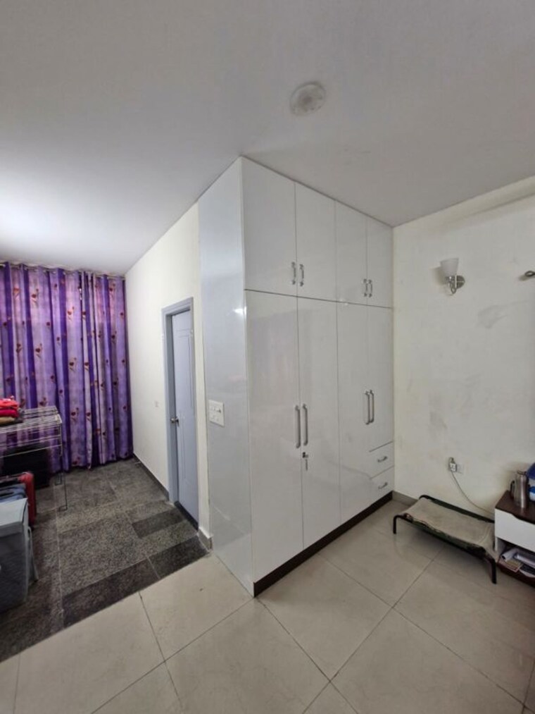 Kitchen, uptown-homes-mod-floors 3 Bedroom 250 Sq.Ft. Apartment In Sector 85 Faridabad 10345244