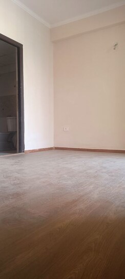 3 BHK + Store Room Apartment For Sale in Amrapali Dream Valley