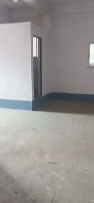 Room in  Warehouse at Picnic Garden – for Rent