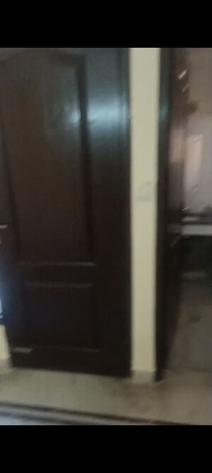 Furnished Amenities in 3 BHK Apartment at Dwarka – for Rent