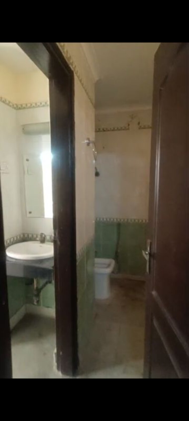 Bathroom, dwarka 3 Bedroom 1800 Sq.Ft. Apartment In Dwarka Delhi 10345281