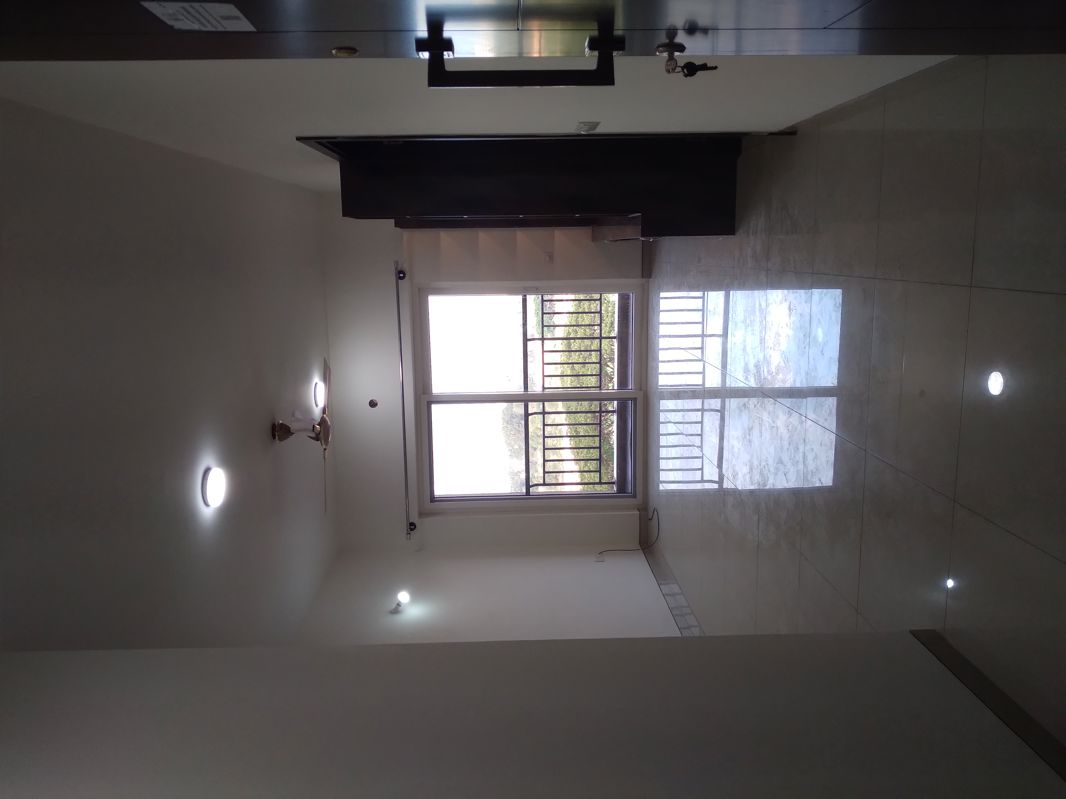 2 BHK Apartment For Rent in Century Breeze
