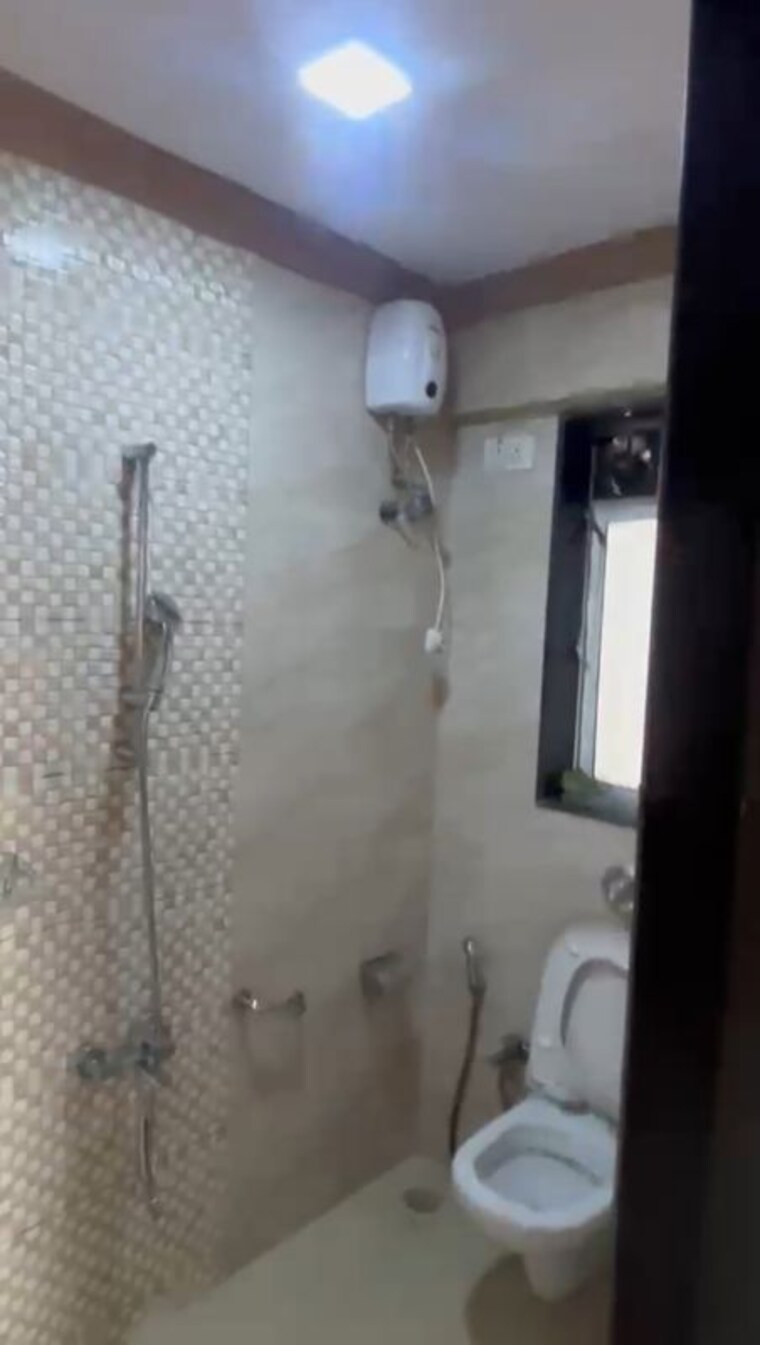 Bathroom, runwal-elina 2 Bedroom 1000 Sq.Ft. Apartment In Sakinaka Mumbai 10345217